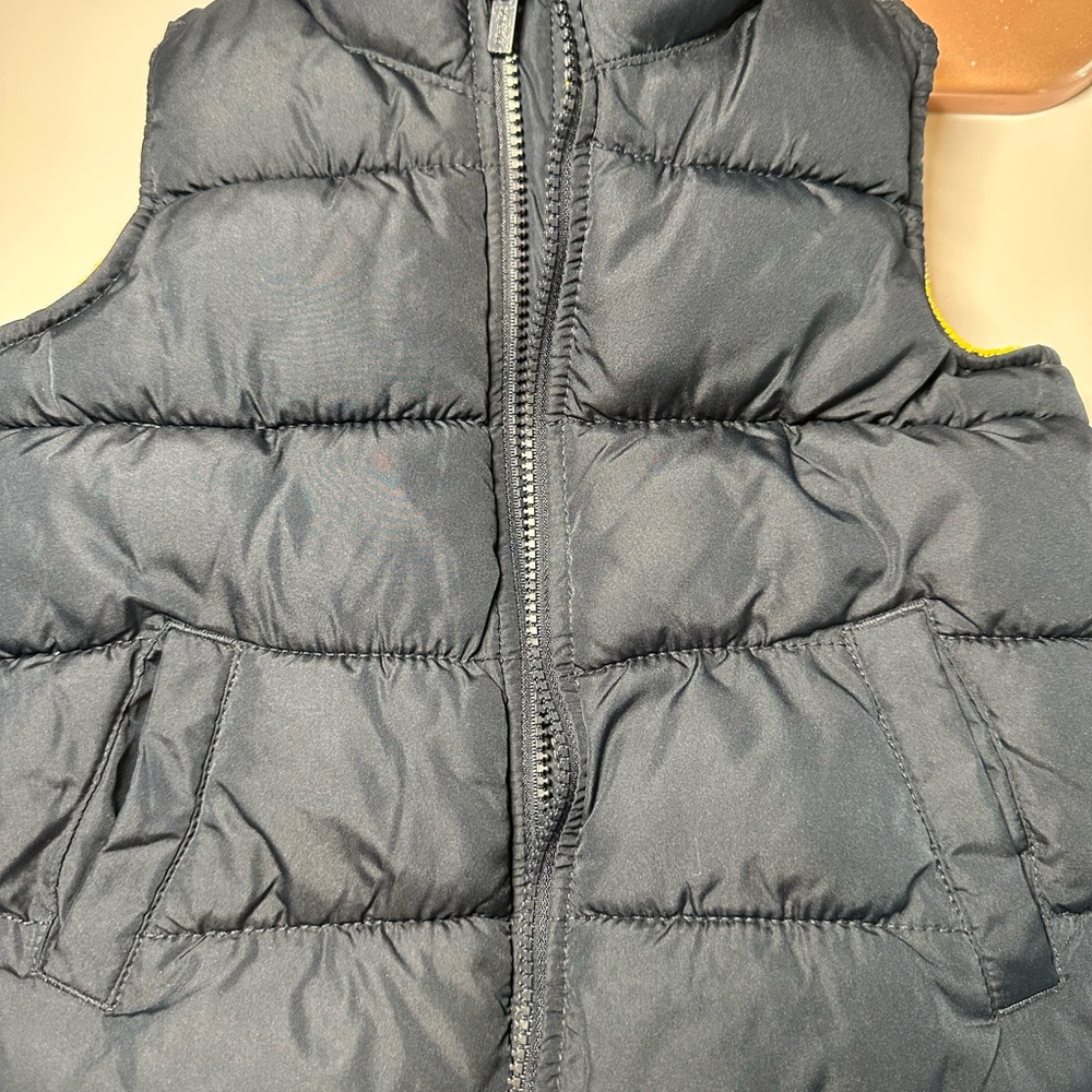 Old Navy Dark Blue Puffer Vest 4T